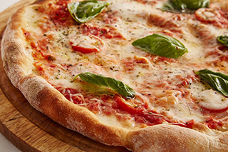 Come riconoscere la vera pizza napoletana